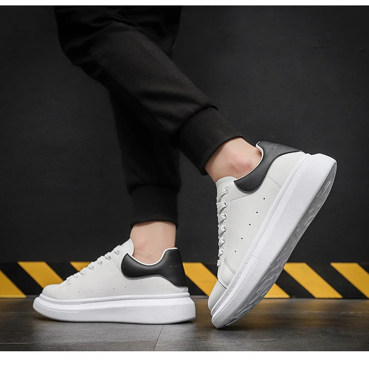 Classic Little White Shoes for Men's Casual Sports Shoes Leather Women Thick Bottom Board Shoes Student Sneaker Skate Shoes