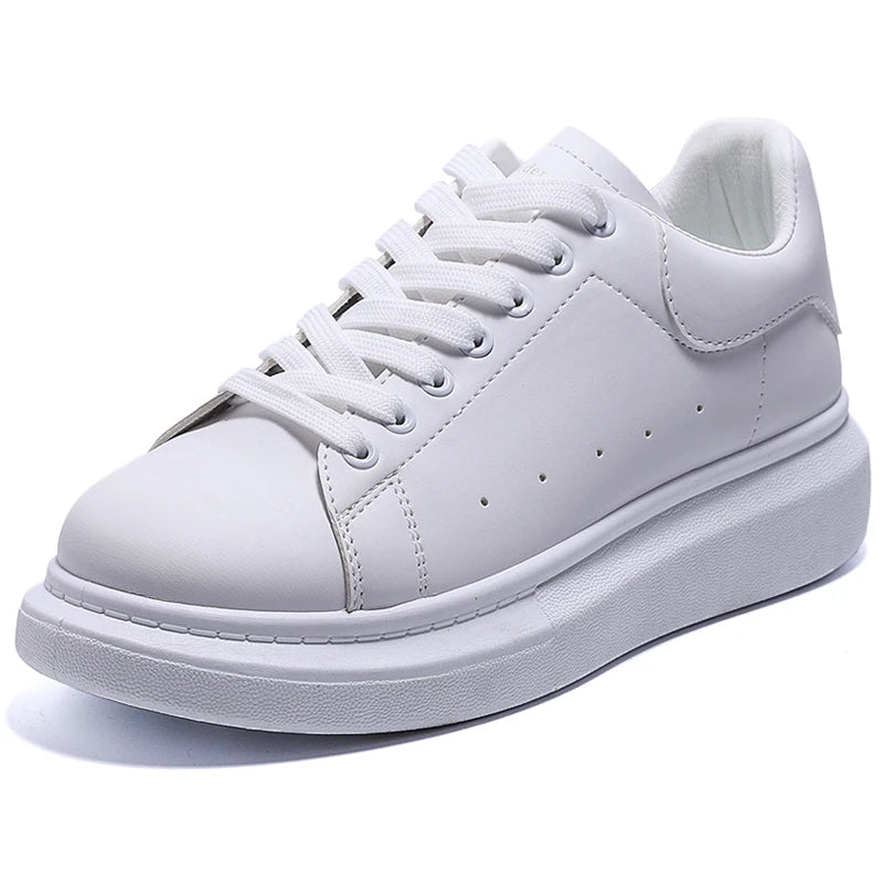 Classic Little White Shoes for Men's Casual Sports Shoes Leather Women Thick Bottom Board Shoes Student Sneaker Skate Shoes