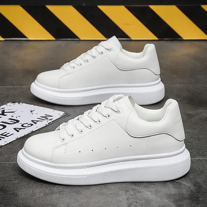 Classic Little White Shoes for Men's Casual Sports Shoes Leather Women Thick Bottom Board Shoes Student Sneaker Skate Shoes