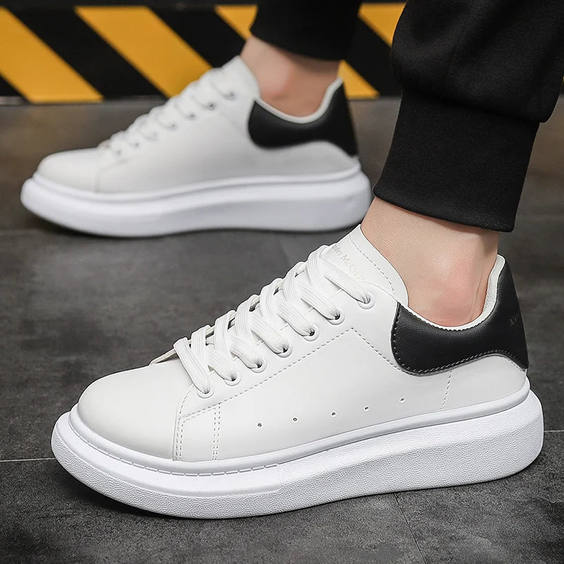 Classic Little White Shoes for Men's Casual Sports Shoes Leather Women Thick Bottom Board Shoes Student Sneaker Skate Shoes